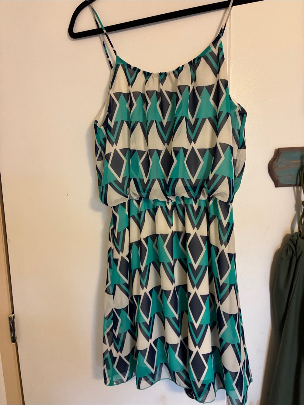 Vintage -Final Touch- Chiffon Mini Dress W/Navy & Aqua Geo Pattern- Made In USA - Picture 10 of 11